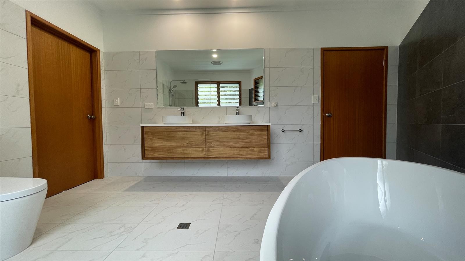 Bath 2 4